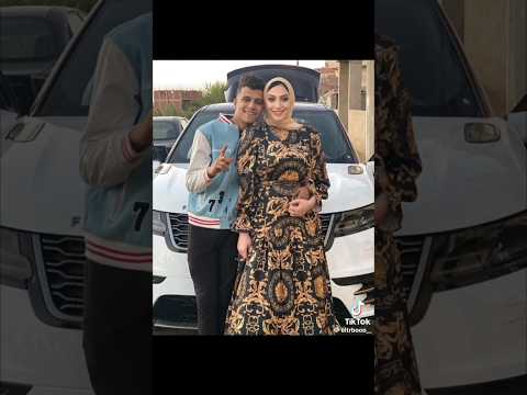 مرات عصام صاصا بالحجاب