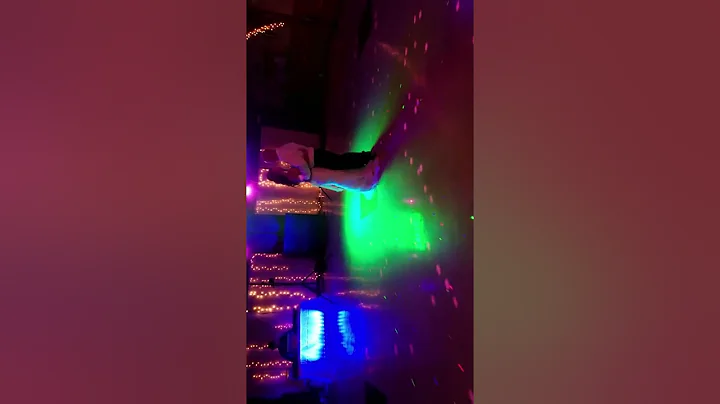 Rhonda Reeder's live broadcast