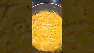 This creamy red sauce pasta is actually HEALTHY 😳🍝