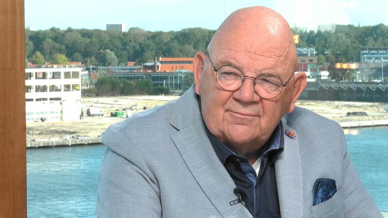 #120 Pieter Cobelens: ‘Stop met paniek zaaien over WO III, maar pak wél onze kwetsbaarheid aan’.