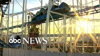 2 people fall 30 feet from derailed roller coaster