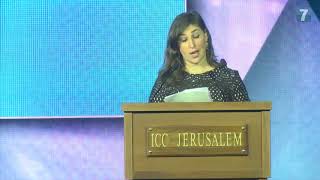 Mayim Bialik speaks in Jerusalem