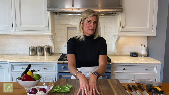 Meet Julia Deane