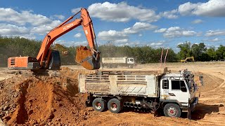 HITACHI ZX200-5G ตักอุ้มๆแบบนี้ได้งานไวครับ Excavetor and Dump Truck EP.1740