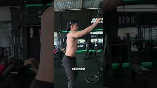 #parati #humor #cuerpofitnes #gymshorts #motivacion #rutinademanana #disciplina #youngla #fitnees