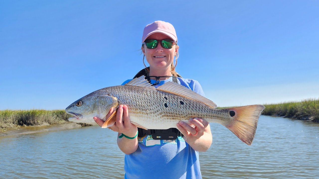 Феерия морского окуня!!! Добро пожаловать на остров Сент-Саймонс, штат Джорджия!!! (ПОЙМАЙ И ПРИГ...