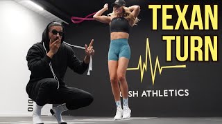 Lauren Jumps teaches Rush Athletics the 'TEXAN TURN'! // Intermediate Jump Rope Tutorial.