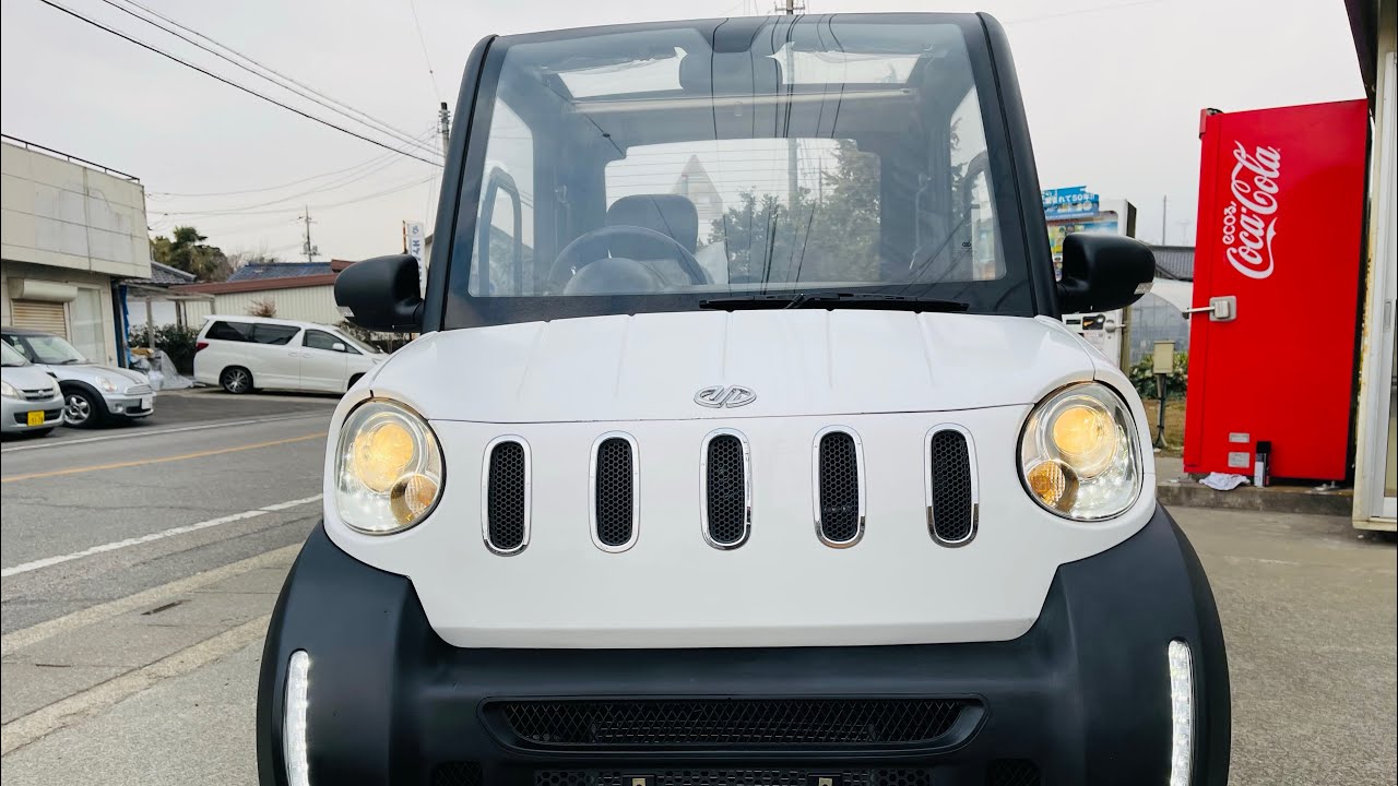 E-Apple EV ミニカー - YouTube