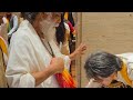 जापानी Musician नें देखें कैसे गीता मनीषी स्वामी ज्ञानानंद जी महाराज के पैरों को छूकर लिया आशीर्वाद 