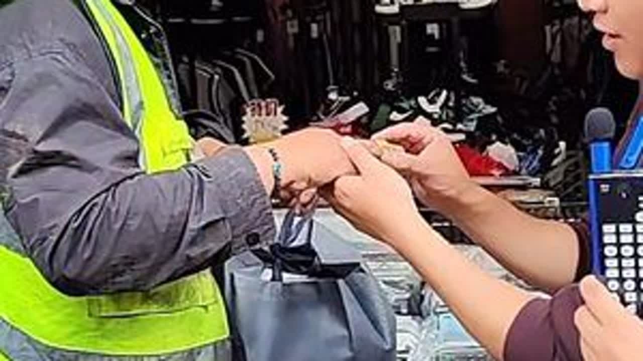 #上热门 #老总白玛旺青出场#逼出体内湿气的小妙招 @抖加🔥上热门🔥dou+🔥热点宝 @抖音创作小助手 @抖音小助手