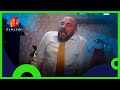 Luis se electrocutó el trasero | Vecinos 5/5 C5 T14 | Distrito Comedia