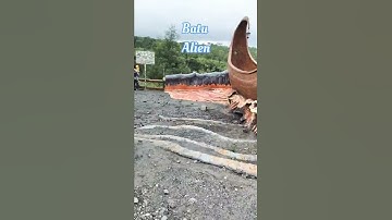 Salah satu Obyek wisata yg lahir pasca erupsi gunung Merapi #Batualien #merapi #wisata #shorts