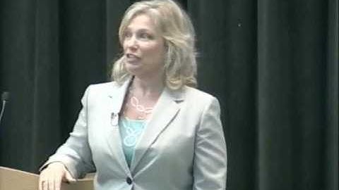 Communicating as a Leader - Michelle Yozzo Drake