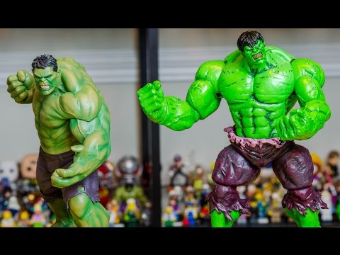 Action Figures or Statues? Let&rsquo;s Compare