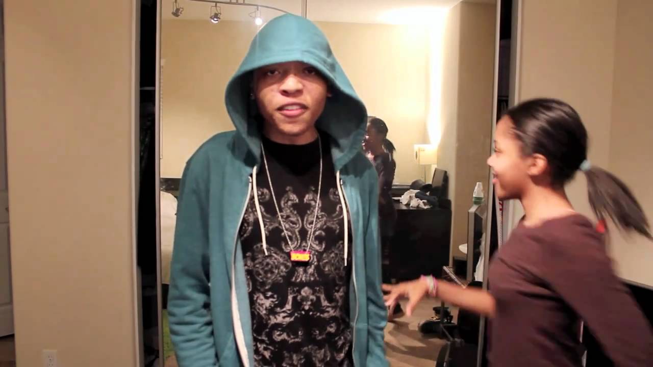 NICKI MINAJ RAP BATTLE! TO GRAPHYTETV ;D