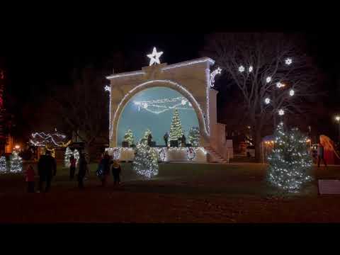 Memorial Park Christmas Lights Port Hope November 26, 2021
