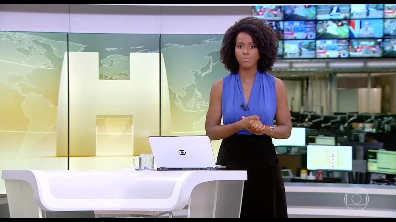 A apresentadora Maju Coutinho voltou ao comando do tradicional 'Jornal Hoje' no período vespertino d