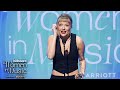 Capture de la vidéo Luísa Sonza Accepts The Global Force Award | Billboard Women In Music 2024