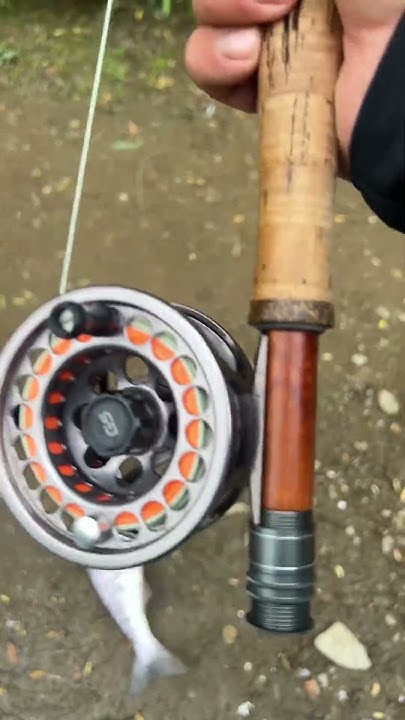 Горбуша на нахлыст #сахалин #рыбалка #туризм #fishing #нахлыст - YouTube