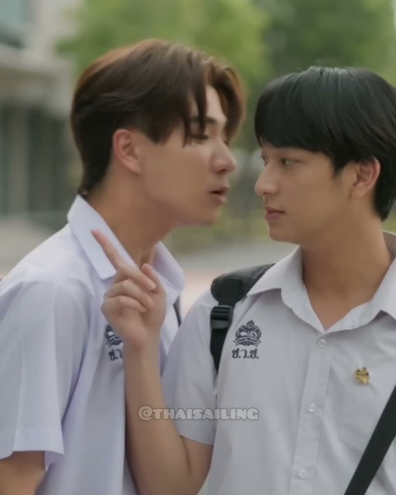 #DangerousRomance Sweet scenes and kisses😘 #PerthChimon #perthtanapon #chimonac #gmmtv