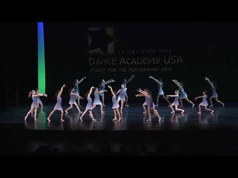 Recital 2022 - Lyrical/Contemporary Dancers