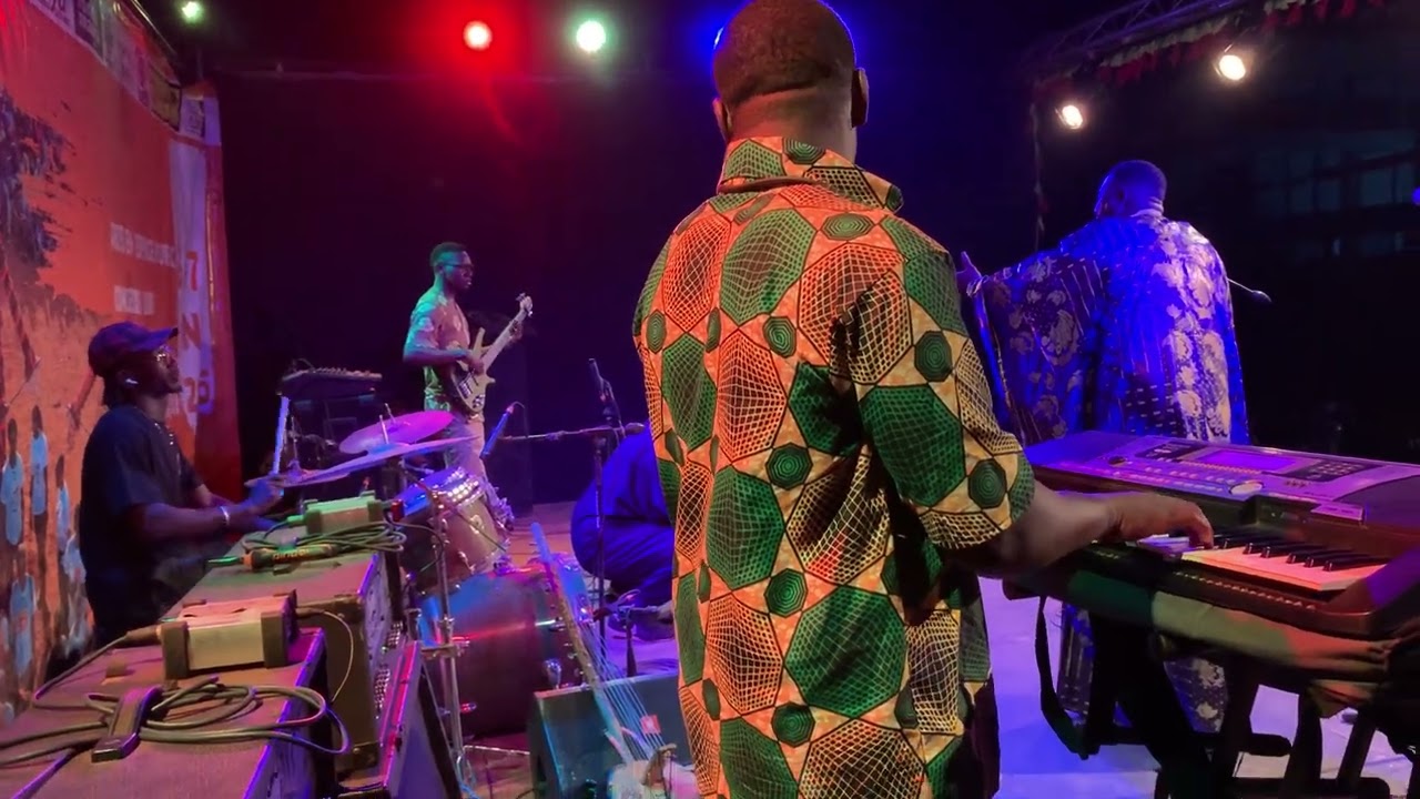 Groupe Djourouba au festival rendez-vous chez nous à Bamako la chanson (môrôdjan)