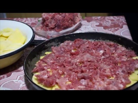 Видео рецепт Картофель с фаршем в духовке