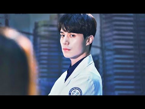 دكتور شاطر فى شغله بيحاول مديره يطرده من المستشفى عشان مبيقبلش رشاوى ولكنه بينتصر عليه وبيفضحه دكتور شاطر فى شغله بيحاول مديره يطرده من المستشفى عشان مبيقبلش رشاوى ولكنه بينتصر عليه وبيفضحه