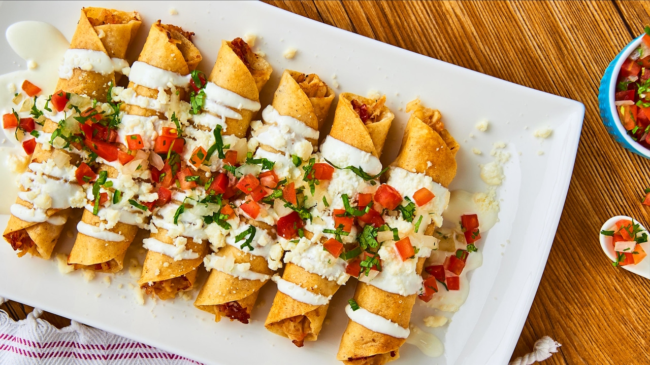 Chicken and Cheese Flautas | An authentic Mexican recipe for any day of the  week!