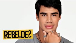 Video thumbnail of "Rebeldes (Micael Borges) - A Voz das Estrelas"