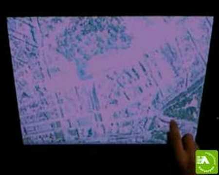 Controlling Google Earth with a multi-touch monitor