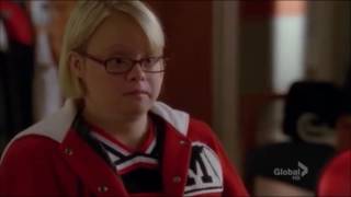 Glee   Becky brought a gun to school 4x18