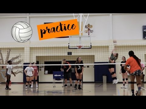 vlogs in spanish volleyball practice, being sick, & movies | vlogmas day 20