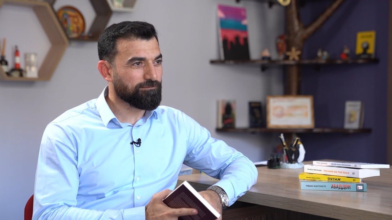 Zamanı necə yeyək? Rövşən Abdullaoğlu