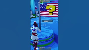 You use RANDOM Loadouts in World Zone Wars #fortnitecreative #shorts