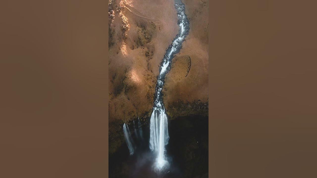 The astonishing power of Seljalandsfoss ๐ฎ๐ธ #shorts #travel #iceland #beautifuldestinations #nature The astonishing power of Seljalandsfoss ๐ฎ๐ธ #shorts #travel #iceland #beautifuldestinations #nature