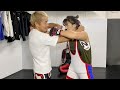 女子格闘家がどこでも昇侍の夢を叶えたいのに距離をおかれてしまった
