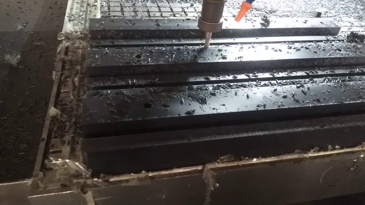 Chain guide groove. - YouTube