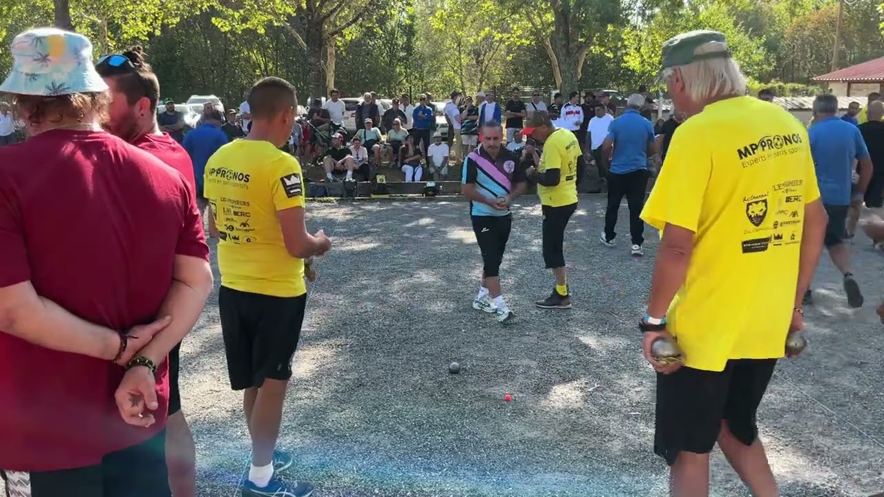 Miniature de la vidéo : Foyot/Fazzino/Capeleaud vs Doerr/Weiss/Steinbach | Auch Petanque National 2026 Poules