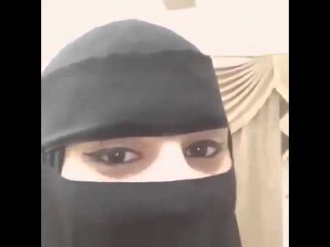 سعودي لابس نقاب