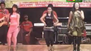 Download Lagu Sinden Jaipong (All Artis Studio Tiga) MP3 Download Lagu Sinden Jaipong (All Artis Studio Tiga) MP3