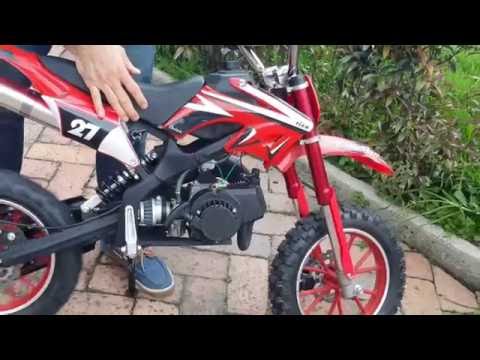 Vídeo: Com arregles una moto que no arrencarà?