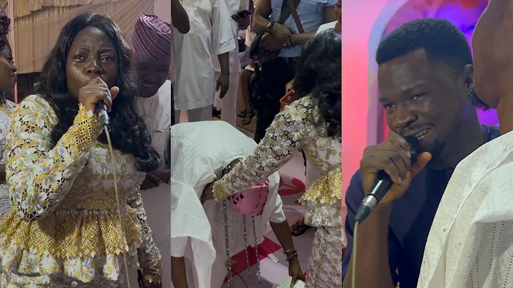 OLABEST PROSTRATE FOR ADEYINKA ALASEYORI AS THEY SING WITH TOLUWANISINGS AT OLA BEST BABY NAMING 
