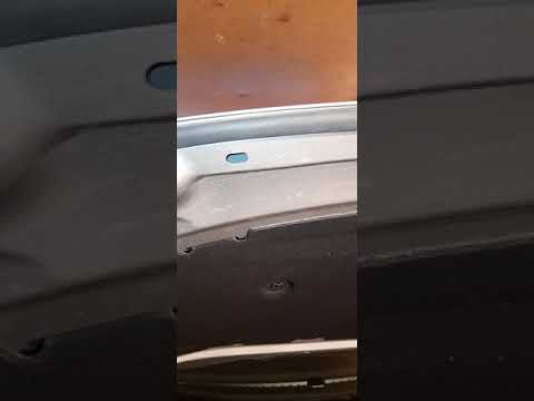 Уплотнитель под капот