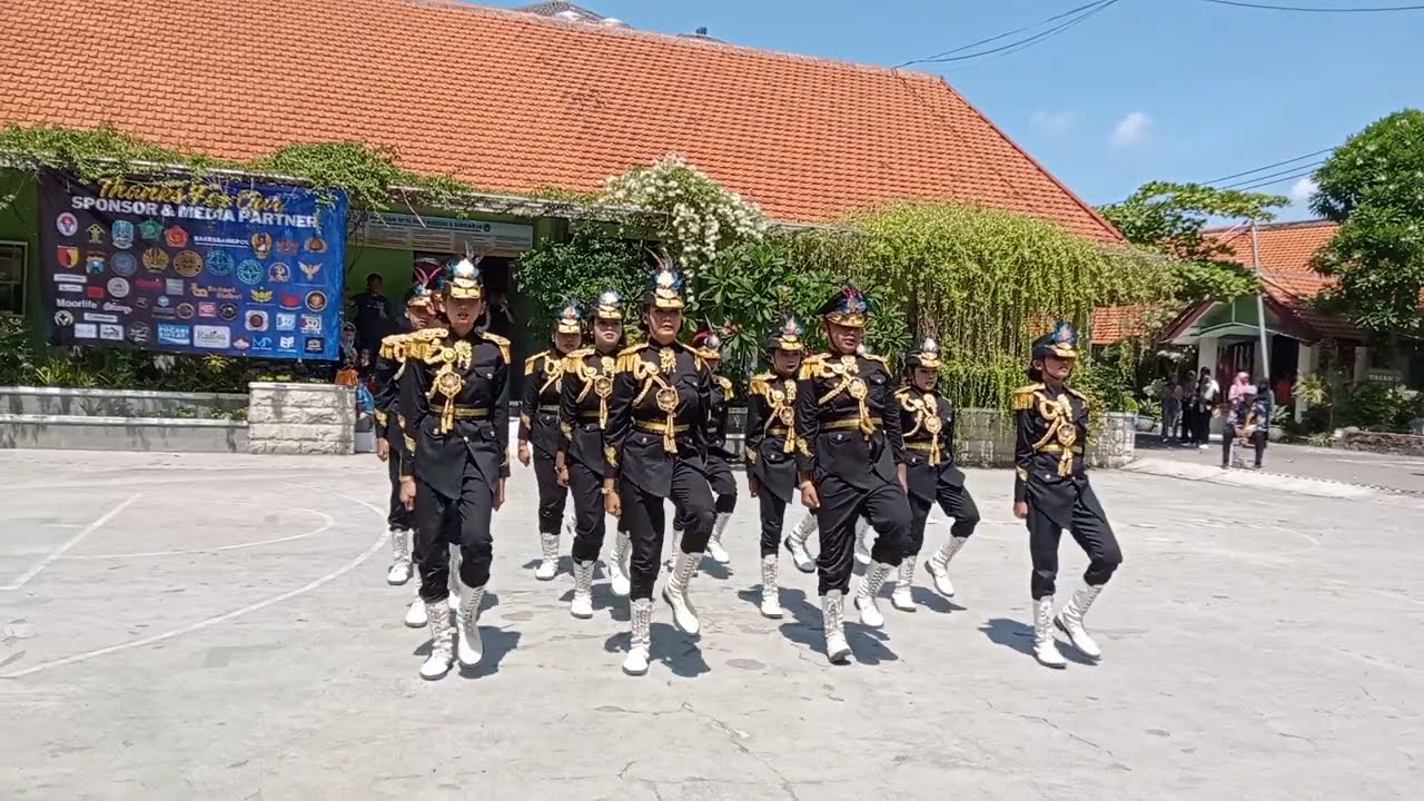 VARIASINYA KEREN JUGA NIH | PENAMPILAN PASKIBRA SDN PAGERWOJO DI LKPBB JENGGALA