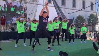 Alejo Villarreal Mega Clase de Zumba en Ecatepec, con música en vivo