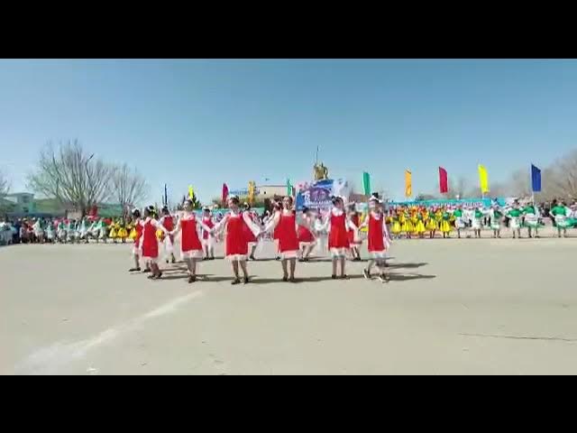 Шашты әйелдермен жақын брюнетка секс