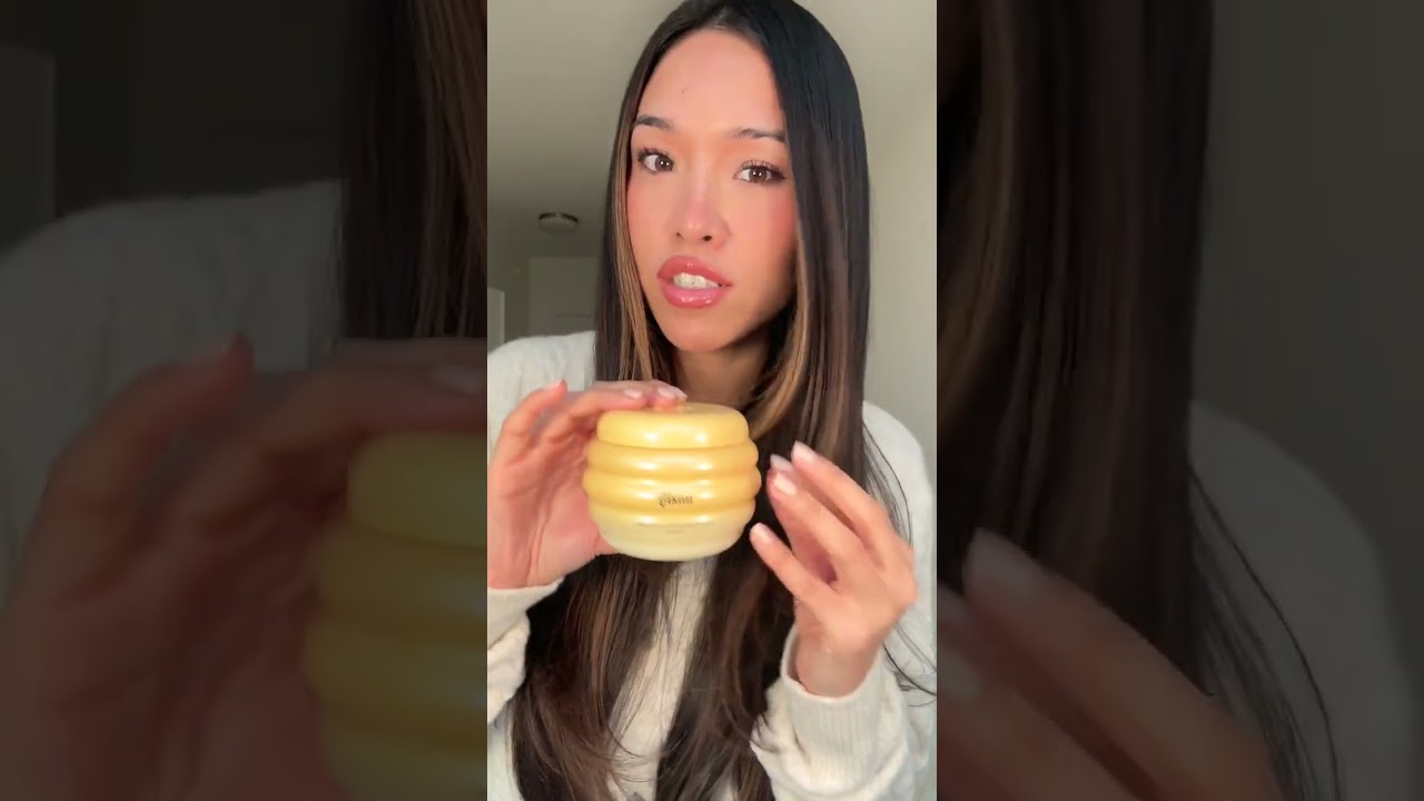 The NEW Gisou Honey Gloss Ceramide Therapy Hair Mask