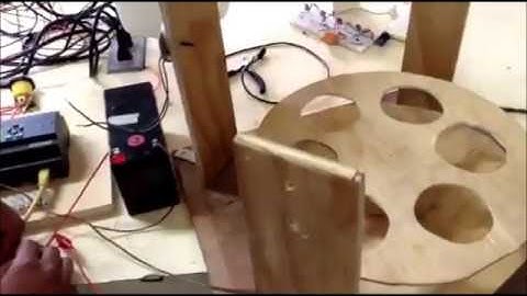 Identificación y llenado de botellas de vidrio automatizado por PLC