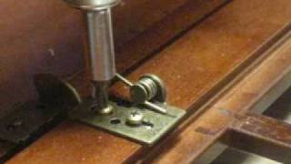 Adjusting Knife Hinge Depth